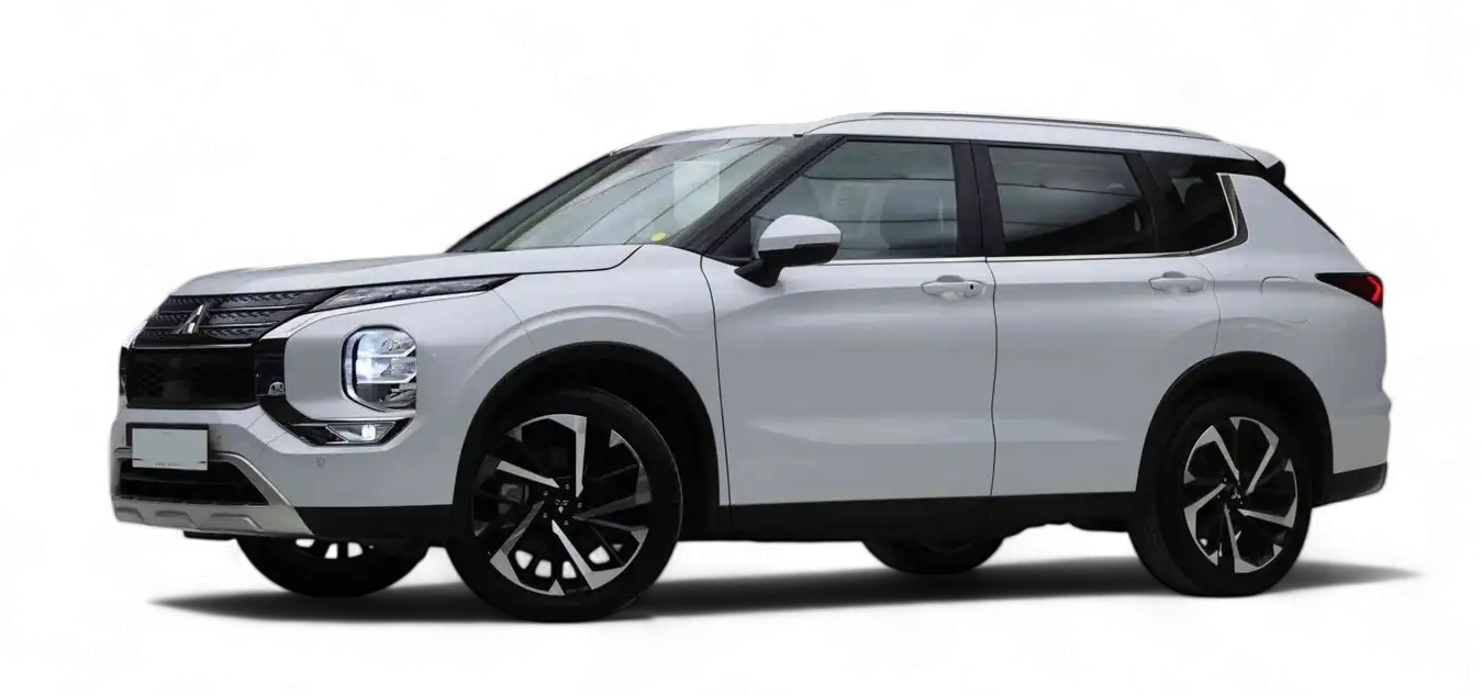 Mitsubishi Outlander Mid Option 2024